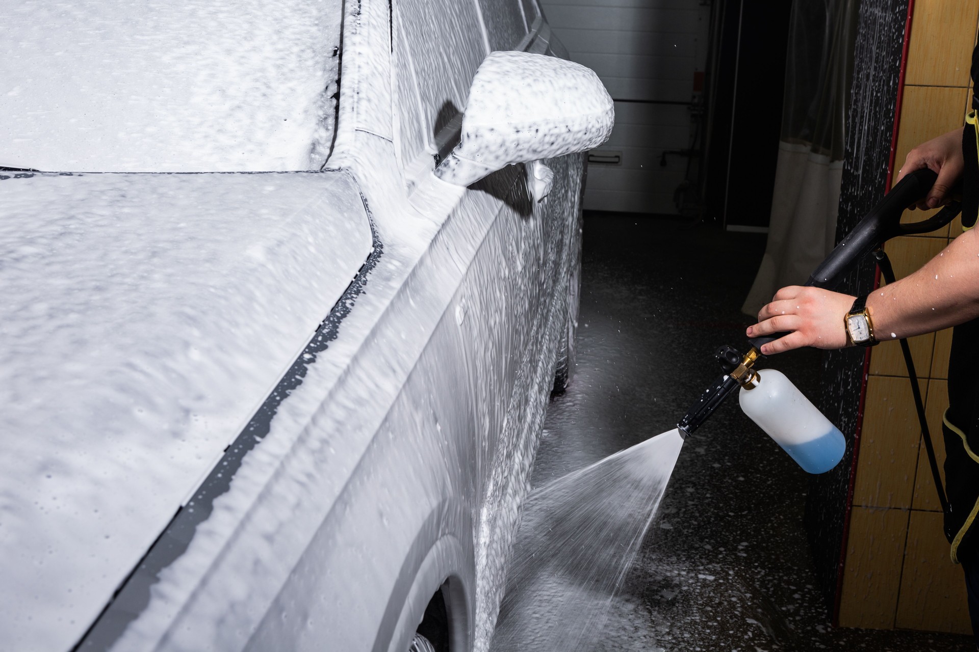 Car washing detailing